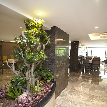 Yeni Bahar Hotel 3*