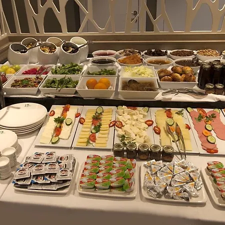 Yeni Bahar Hotel